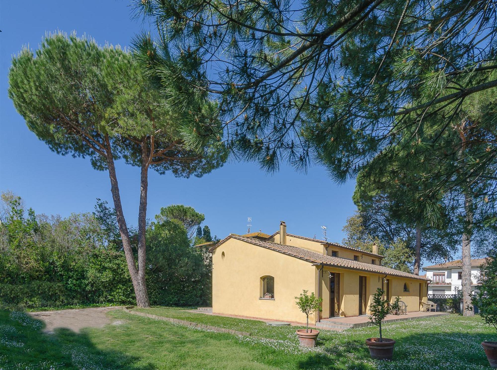 Pisa Holidays 3* Arena Metato