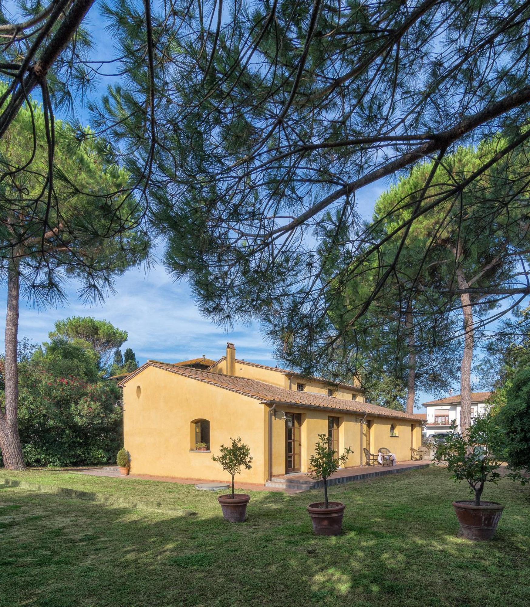 Pisa Holidays 3* Arena Metato